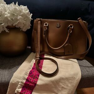Tory Burch Double Zip Robinson Tote